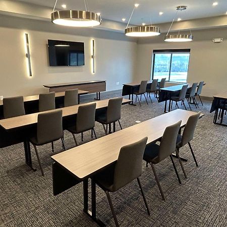 Best Western Plus Marquette Hotel & Suites Bagian luar foto