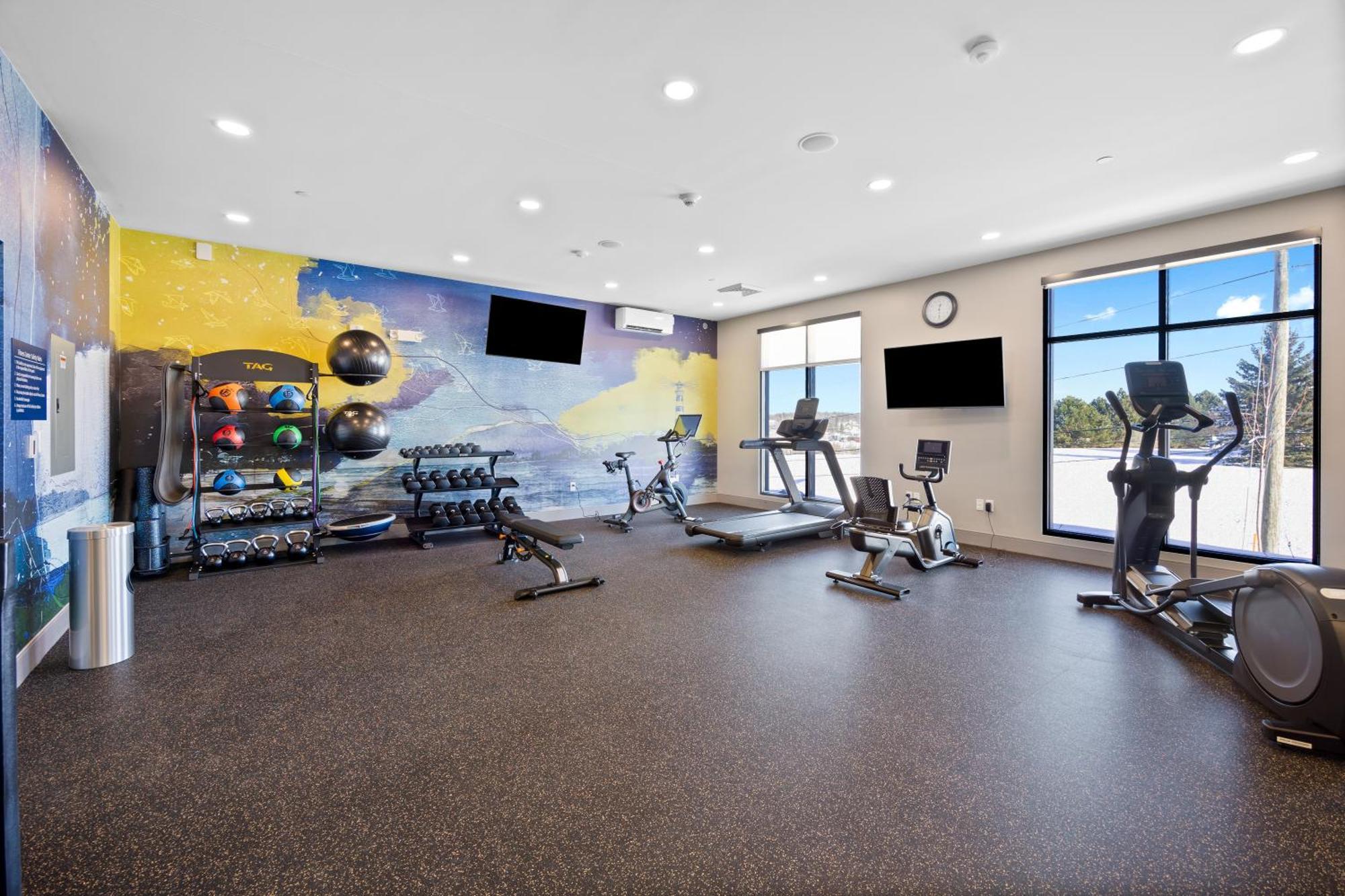 Best Western Plus Marquette Hotel & Suites Bagian luar foto